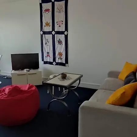 13 32 -eme Etages * Paris